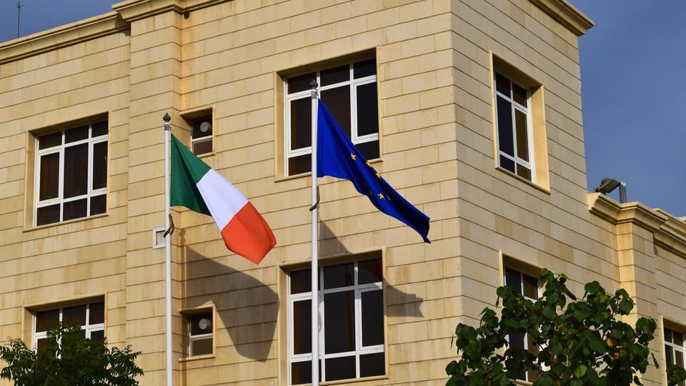 Irish Embassy | شركة حلول الواجهات